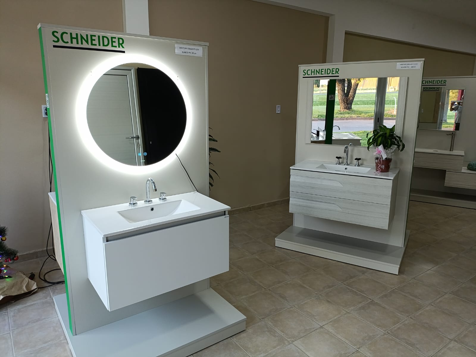 Vanitory con espejo redondo con luz LED